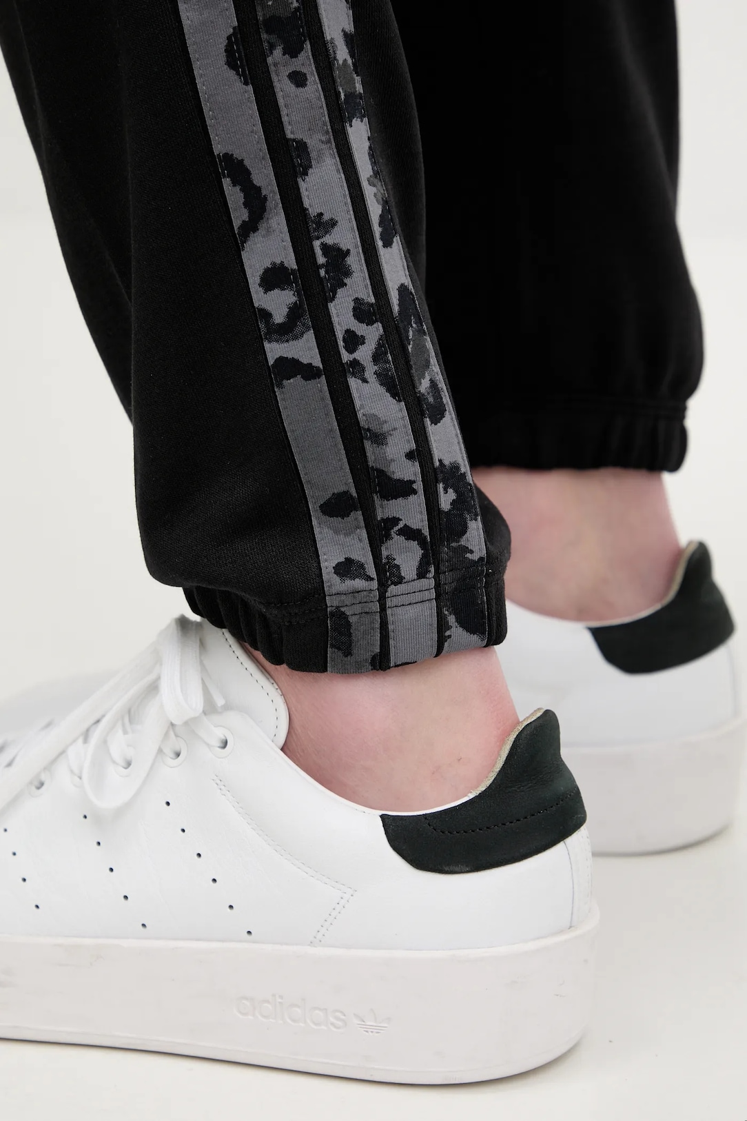 ADIDAS PANTALONE GARZATO KB8510 W ANML 3S PNT W ♀ - immagine 6